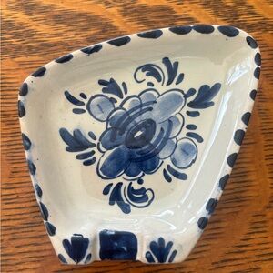 Delft Blue vintage Dutch trinket dish